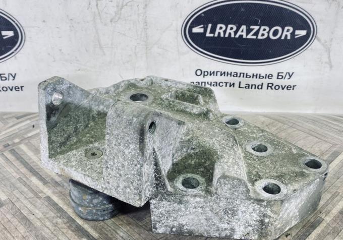 Кронштейн ДВC верхний Land Rover Freelander 2 L359 LR004510