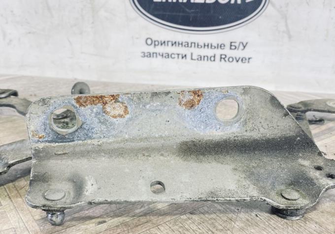 Петли капота Land Rover Freelander 2 2.2 LR001562