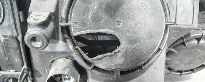 Фары галоген пара Land Rover Sport L320 05-09 XBC502190LZN
