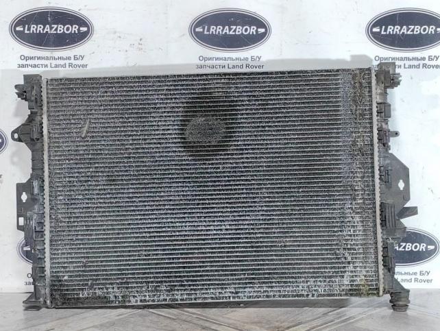 Радиатор основной Land Rover Freelander 2 2.2 МКПП LR000583