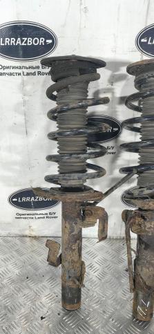 Амортизаторы передние Land Rover Freelander 2 2.2 LR001139