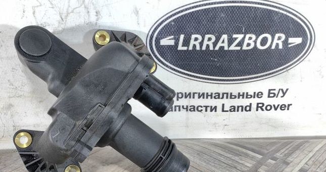 Тройник охлажд Range Rover Sport 2 L494 306DT 3.0 LR073372