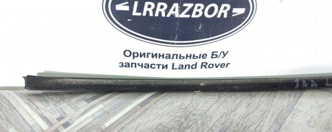 Молдинг стекла левый Land Rover Freelander 2 2.2 LR001738