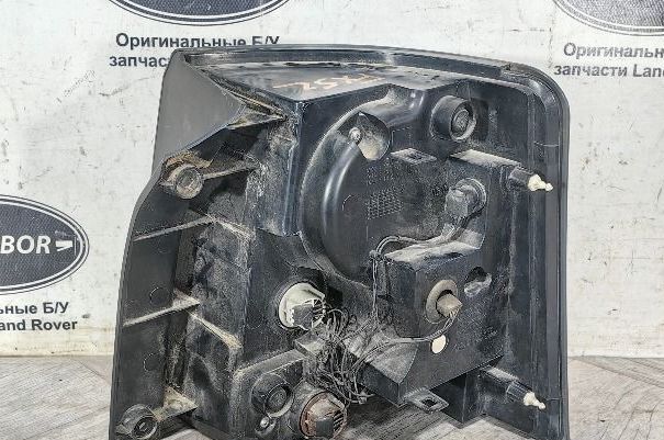 Фонарь задний левый Range Rover Sport L320 LR015290
