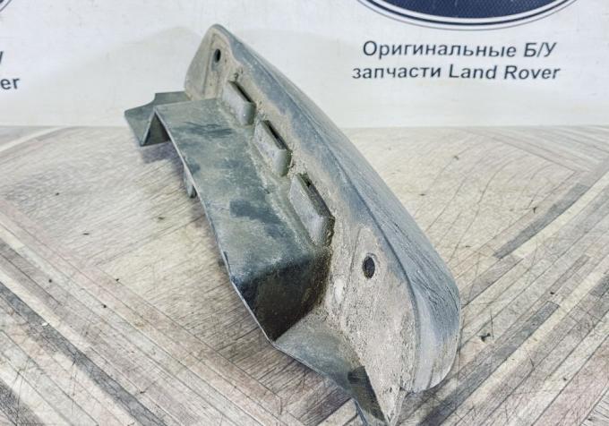 Ресничка бампера правая Range Rover L322 09-12 LR020485