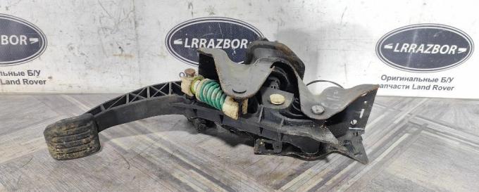 Педаль сцепления Land Rover Freelander 2 2.2 МКПП LR014495