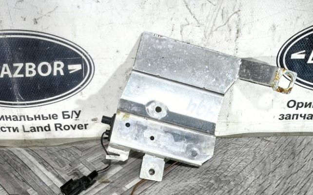 Антенна задняя левая Range Rover Sport 2 L494 LR042317