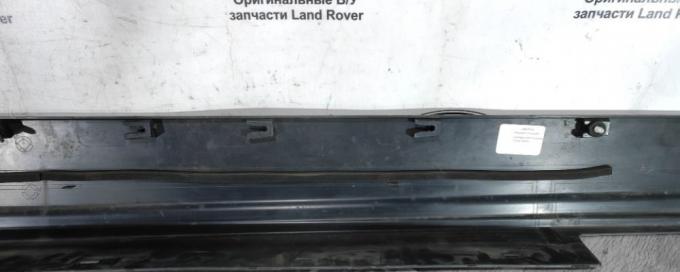 Молдинг порога правый  Range Rover Sport 2 L494 LR048270