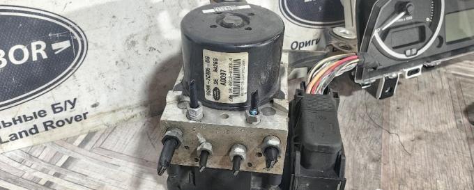 Блоки комплект Land Rover Freelander 2 2.2 LR009331