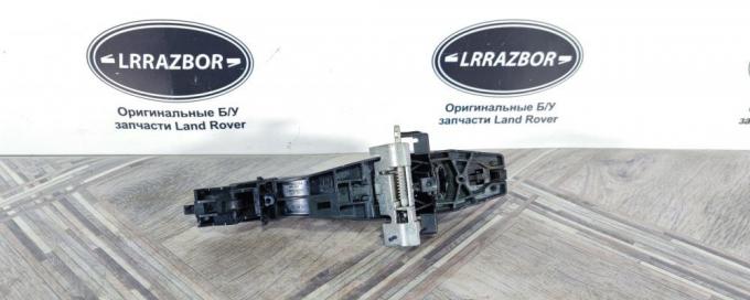 Ручка задняя левая Land Rover Freelander 2 LR020928