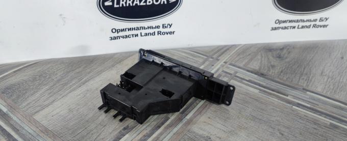 Блок кнопки стеклоподъемника Range Rover 3 YUD000250PUY