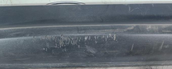 Молдинг передний левый  Range Rover Sport L320 DGP000212PCL