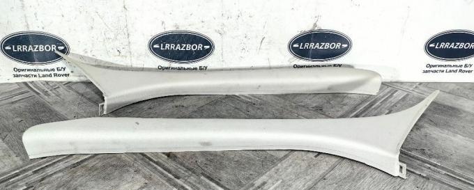 Обшивки стоек перед Land Rover Freelander 2 L359 LR007929