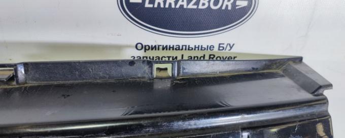 Решетка радиатора Land Rover DISCOVERY 3 L319 DHB000274LML