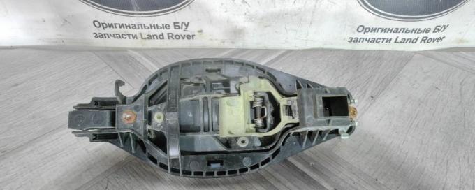 Ручка двери передняя левая Range Rover L322 LR011107