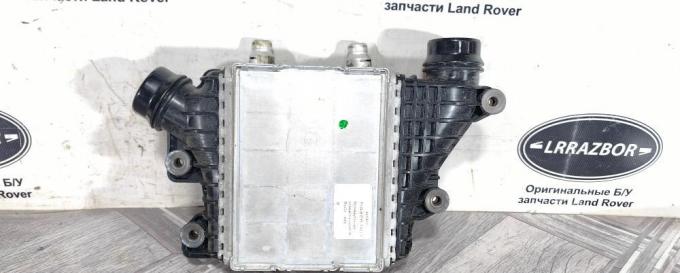 Интеркулер Range Rover Evoque 2 L551 2.0 бензин LR094064