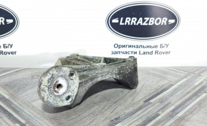 Кронштейн компрессора Range Rover 3 L322 4.2 YLU500250