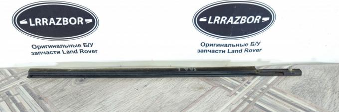 Молдинг стекла заднего левого Range Sport L320 CGE000890