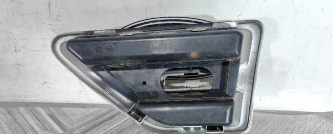 Решетка жабра правая Land Rover Freelander 2 2.2 LR001658