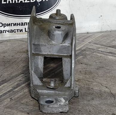 Кронштейн кардана Range Rover Sport 2 L494 LR066317