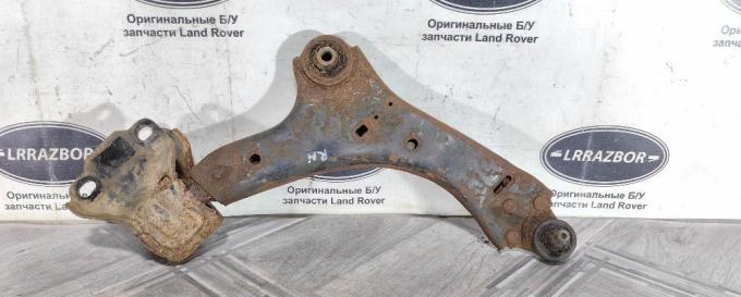 Рычаг правый передний Land Rover Freelander 2 2.2 LR007205