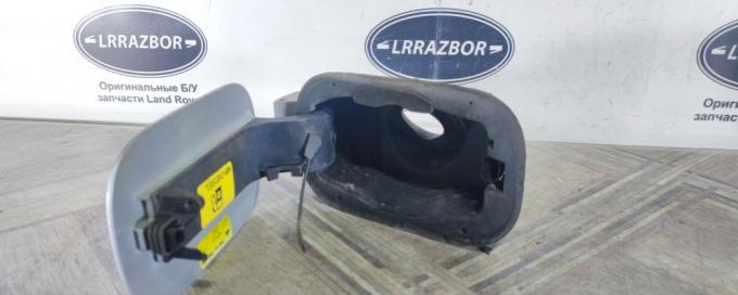 Лючок бензобака Land Rover Sport L320 2005-2013 LR014044