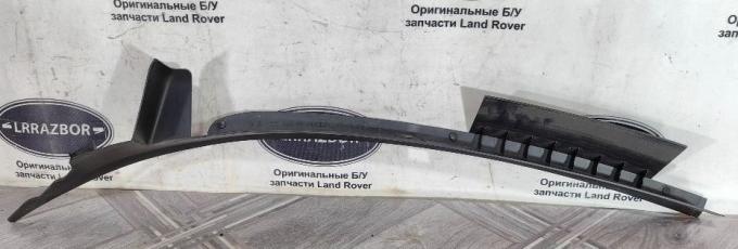 Уплотнитель капота Land Rover Discovery 5 L462 LR101655