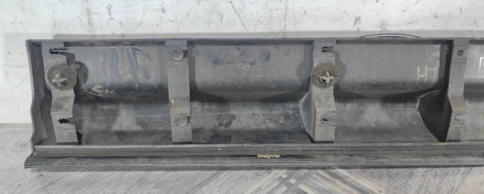 Молдинг передний левый  Range Rover Sport L320 DGP000212PCL