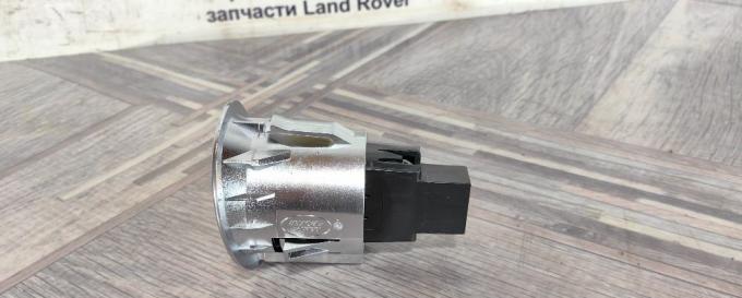 Кнопка открывания бардачков Range Rover L322 09-12 LR012975