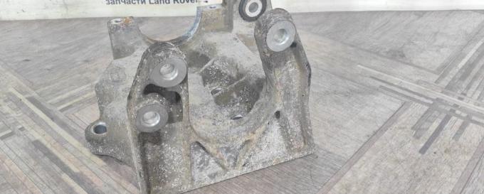 Кронштейн привода Land Rover Freelander 2 2.2 LR003449