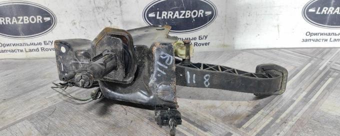 Педаль сцепления Land Rover Freelander 2 2.2 МКПП LR014495