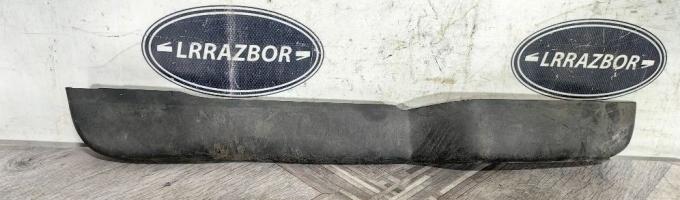 Ресничка левая Range Rover Sport L320 2009-2013 LR015130