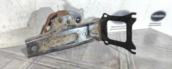 Буксировочная проушина Land Rover Freelander 2 LR002873