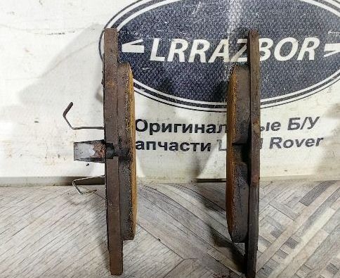 Колодки передние Land Rover Freelander 2.2 LR004936