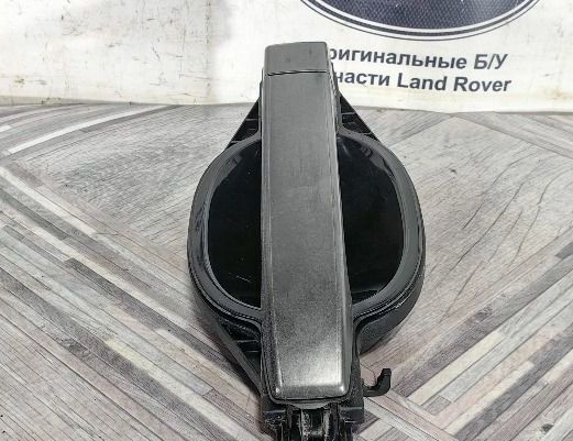 Ручка двери передняя левая Range Rover L322 LR011107