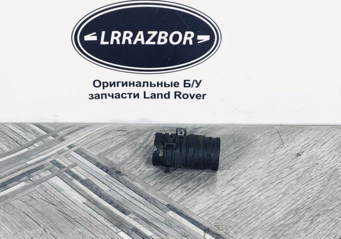 Патрубок охлаждения Range Rover 3 L322 448DT LR022718