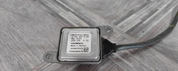 Блок лямбда зонд Mercedes C-Class W205 A0009050108