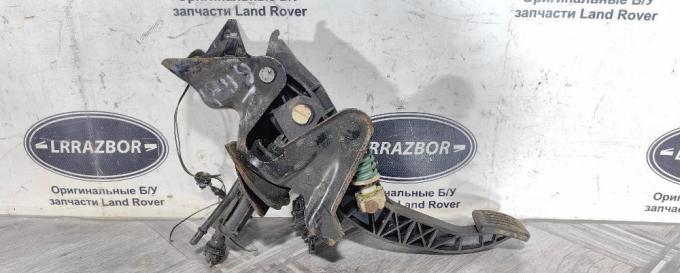 Педаль сцепления Land Rover Freelander 2 2.2 МКПП LR014495