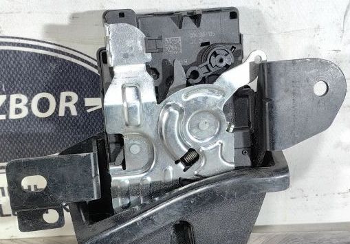 Замок крышки багажника  Range Rover Sport 2 L494 LR070126