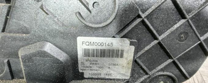 Замок двери задней правой Range Rover Sport L320 FQM000145