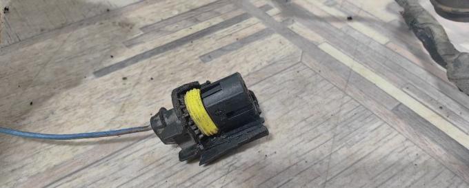Коса моторная Land Rover Freelander 2 2.2 07-10 LR009317