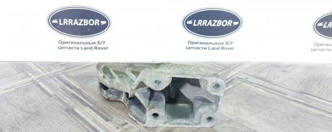 Кронштейн ДВС правый Range Rover Sport L320 4.2 KKU500610