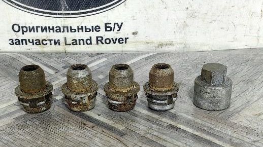 Секретка на колеса комплект Range Rover L322 L320 RRB500120