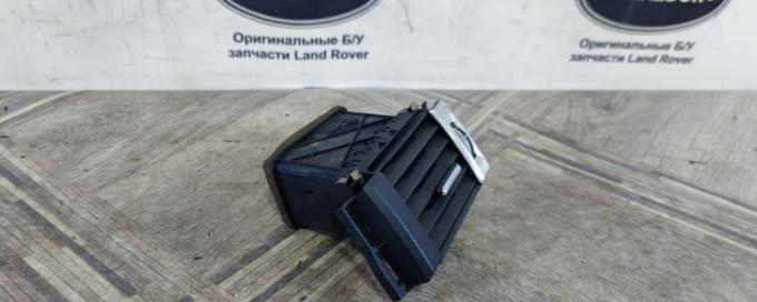 Дефлектор воздуховода правый Land Rover Evoque 1 LR025063