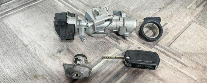 Блоки комплект Range Rover Sport L320 05-09 368DT QRF500100