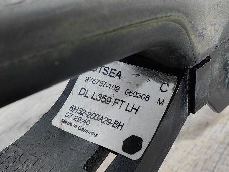 Ручка передняя левая Land Rover Freelander 2 L359 LR020928