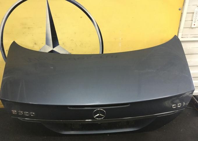 Крышка багажника Mercedes W211 E klasse