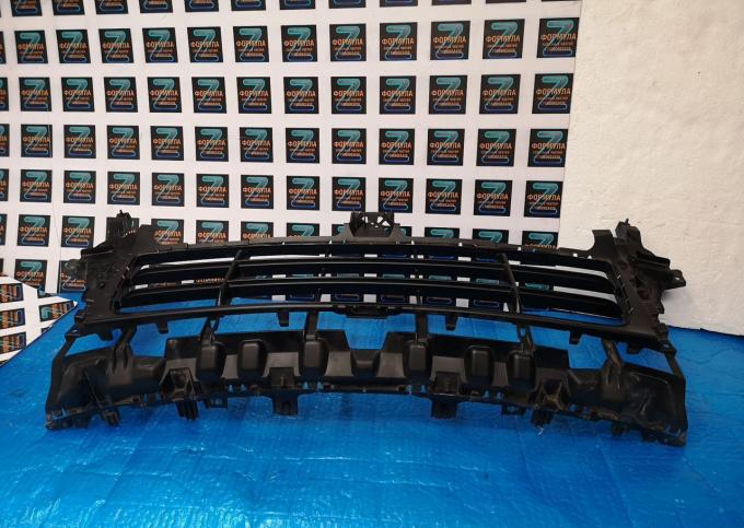 Решётка чёрная матовая Porsche Cayenne E3 9Y0807683T OK1