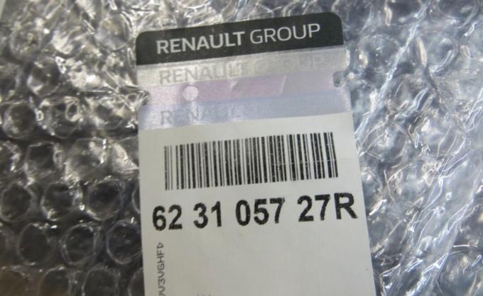 Решетка радиатора Renault Logan 2 2012-2018 623105727R