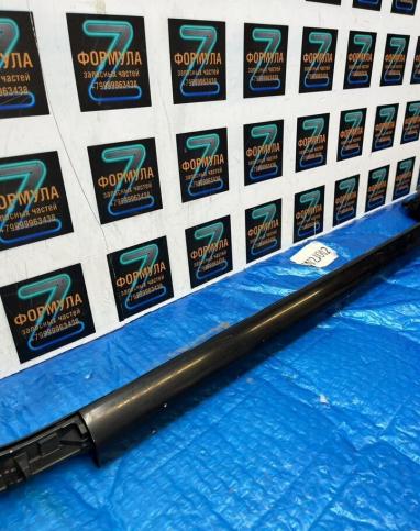 Рейлинг крыши кузова Правый Land Cruiser 200 63407-60110-C1
